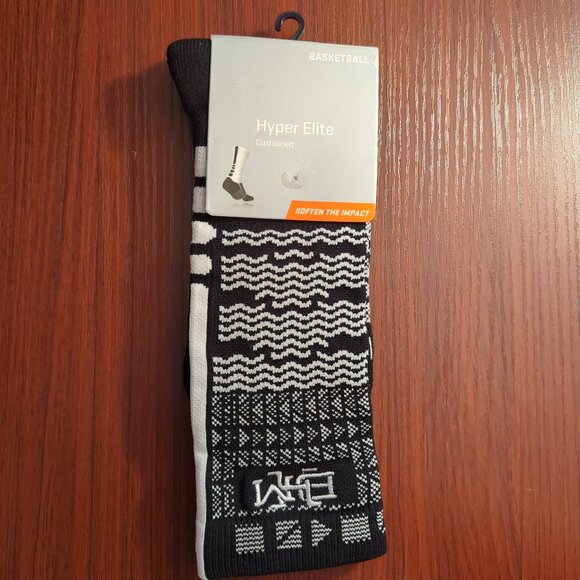 BHM Nike Hyper Elite Socks Black/White Crew Dri-Fit Size Large Basketball *Rare* - Picture 1 of 3